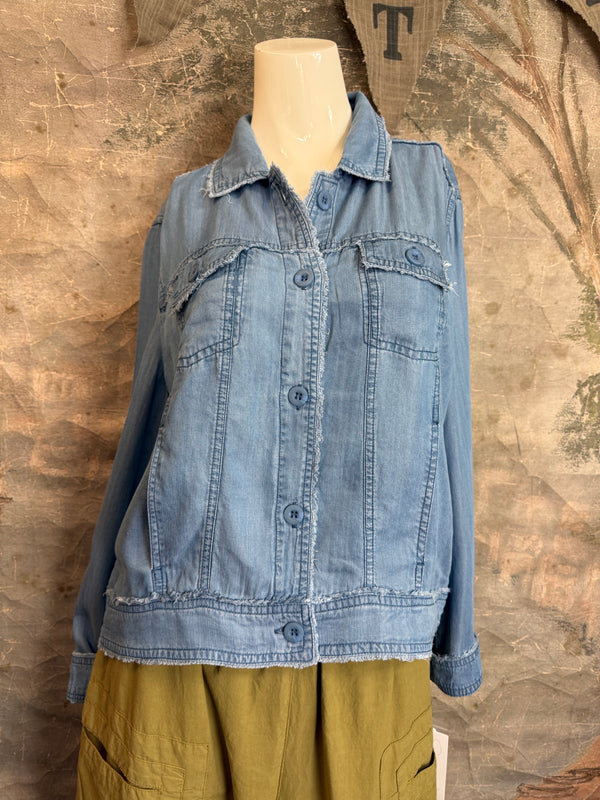 LIN7403 LULA B TRAVEL JKT-Denim