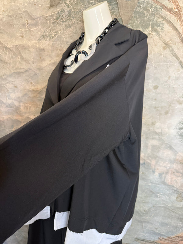 69583 Chic Blazer Jacket W/Trim