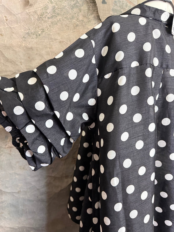 AD26-01 The High-Low Echo Dress-Paris Polka