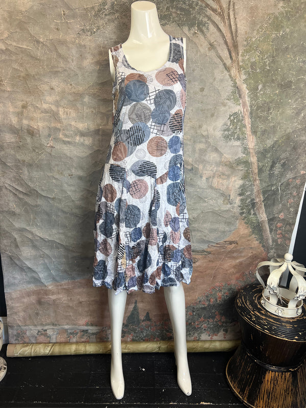 25007 Crinkle Bubble Dress