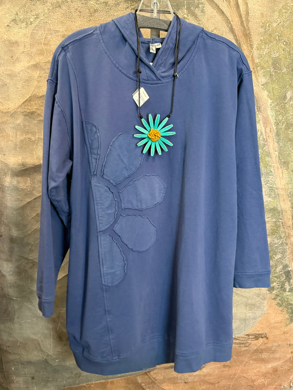 A2994202 Long/Slv Flower Tee-Dark Blue