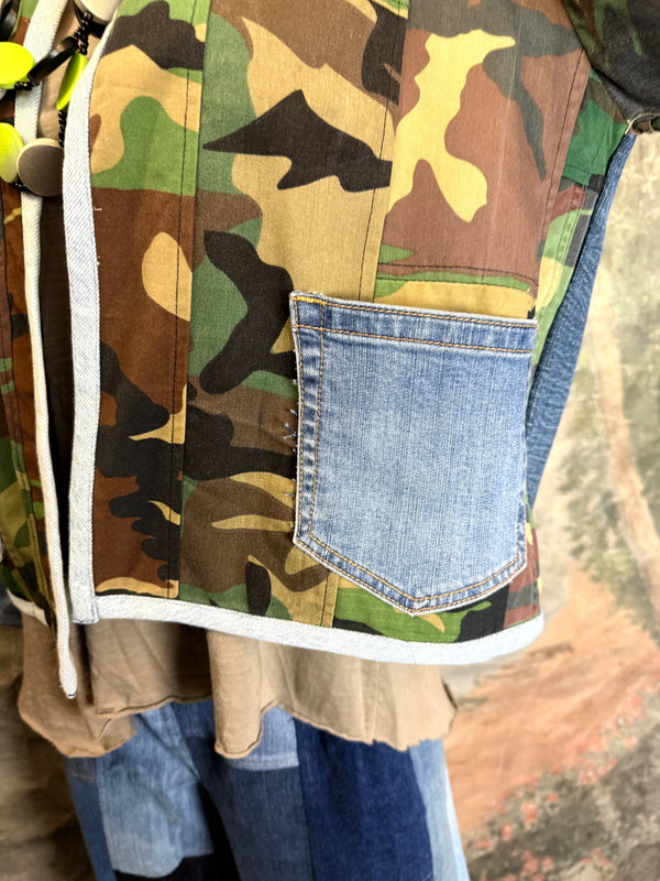 5646 Nevada Camo Mix Cardigan