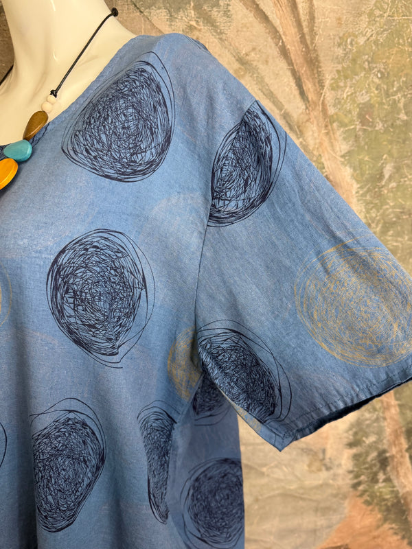 91311A Circles Drawstring Dress-Blue