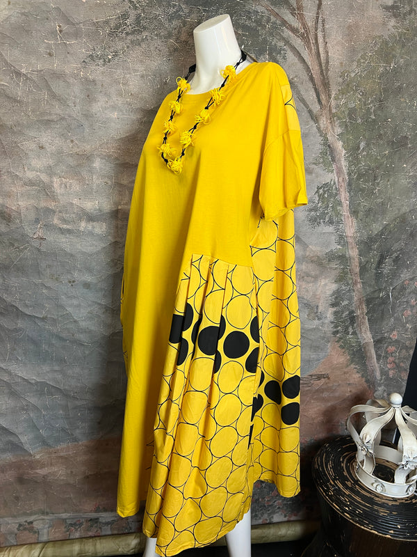 0662 VC Polka Dot Dress-Black/Yellow