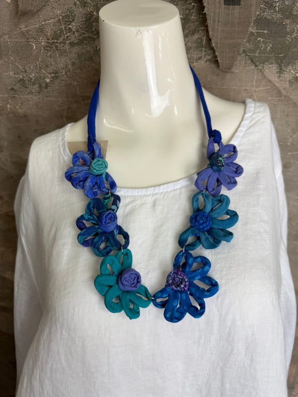 26N145 Coneflower Combo Necklace-C Blues Mix