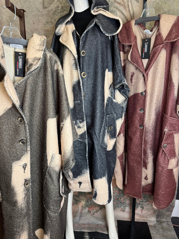 92207-62 Artist Poncho Coat-Mud