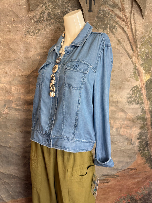 LIN7403 LULA B TRAVEL JKT-Denim