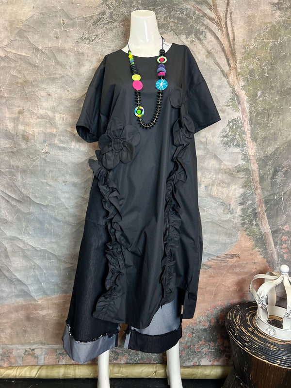 90915 Floral Applica Tunic W/Slits-Black