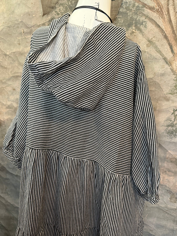 5569 Judy Hoodie Short Dress-Black/White