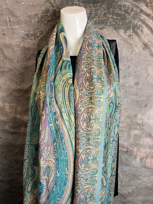 16630 ANU REVERSIBLE SCARF-BUTTER PAISLEY