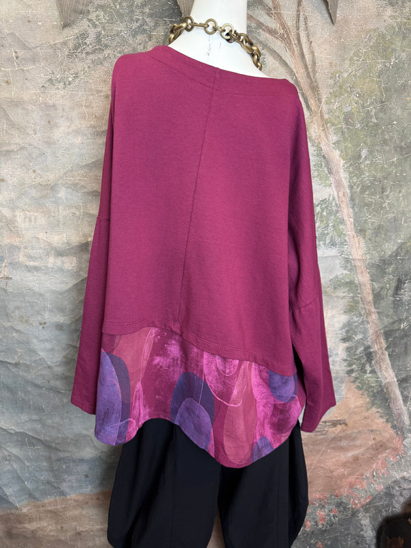 91865 Artsy Patch Pullover-Bordeaux