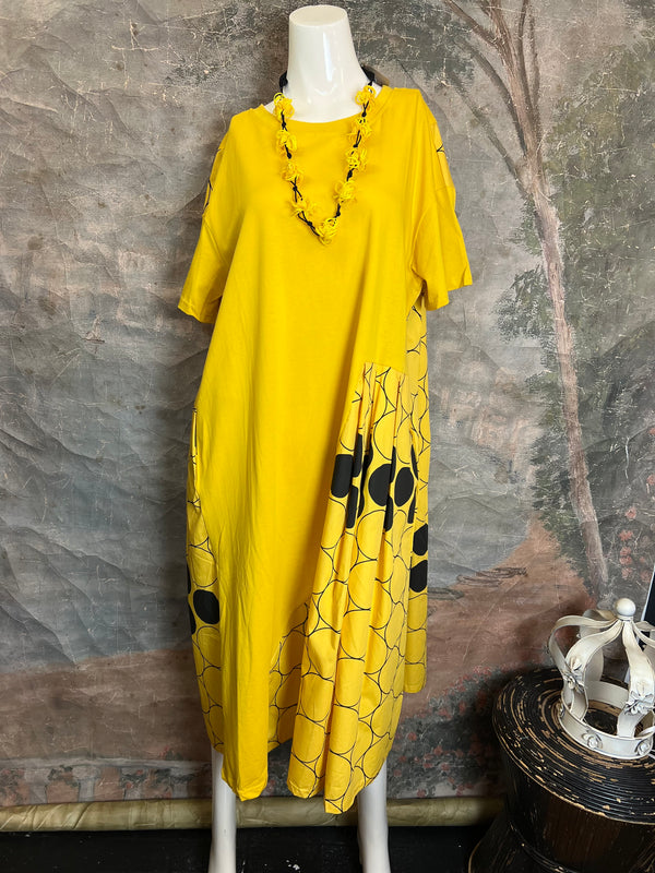 0662 VC Polka Dot Dress-Black/Yellow