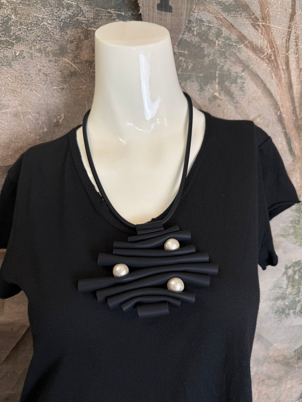 455 Drama Mariels Necklace