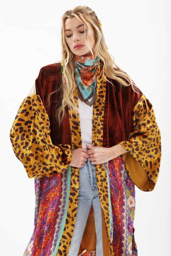 ED2116 The Wild Romance Kimono