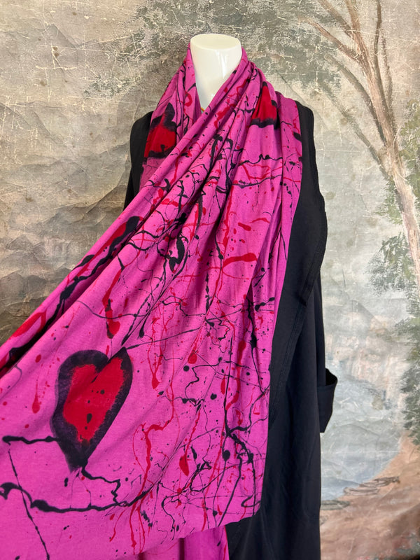 HHE6800 Heart Motif Scarf-Raspberry