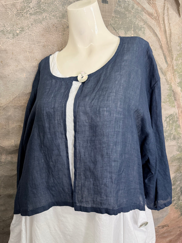 MP-MT348 Bolero With Button-Navy