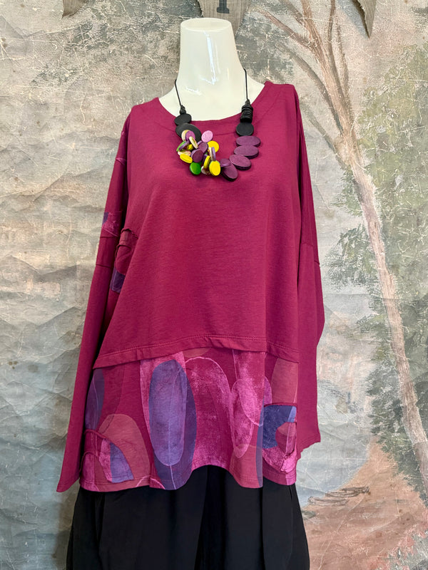 91865 Artsy Patch Pullover-Bordeaux