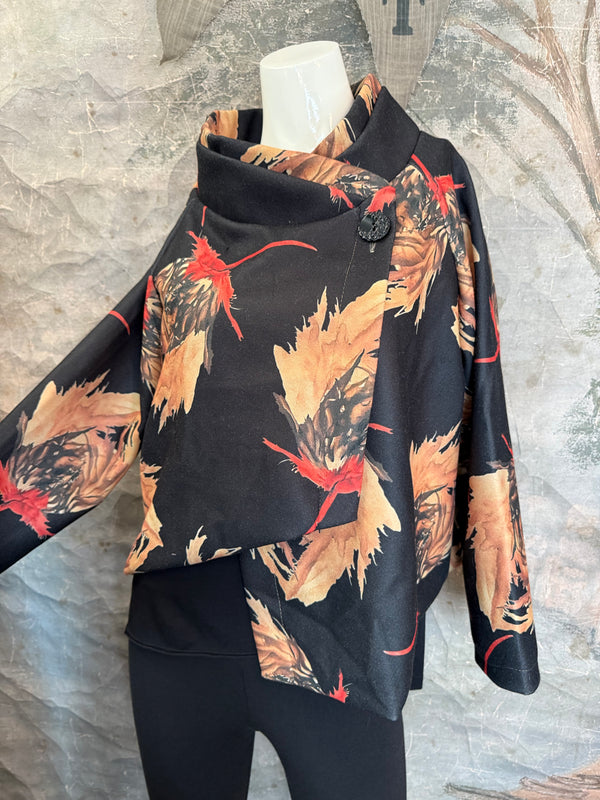 91813 Asym Floral Cropped JTK-BLACK