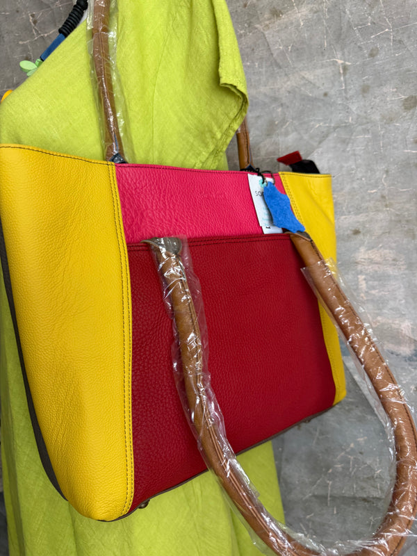 84730 Sitges Shoulder Bag-A