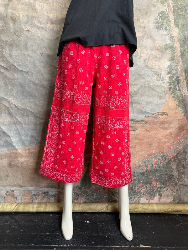 5791 Bandana Crop Pant-RED