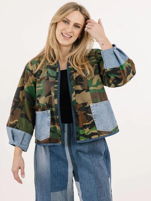 5646 Nevada Camo Mix Cardigan