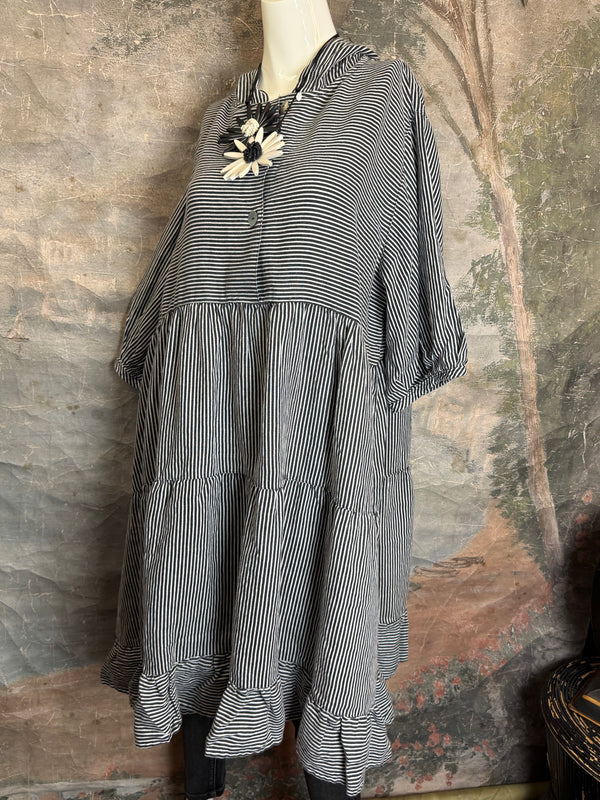 5569 Judy Hoodie Short Dress-Black/White