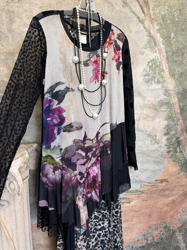 UT104 Urban Taffeta Butterfly T