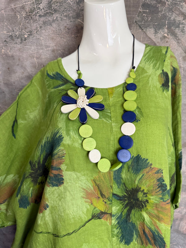 91225 Flower Garden Linen Top-Kiwi