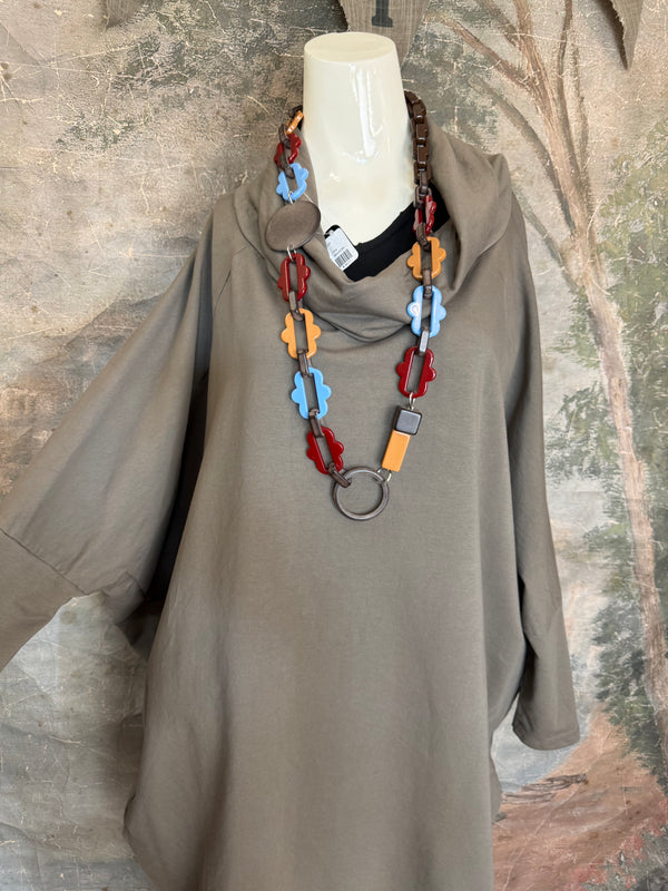 4129 Cowlneck Big Top-Taupe