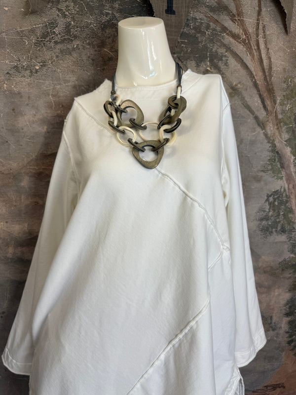 A2996202 L/Slv FE Top-Laundered