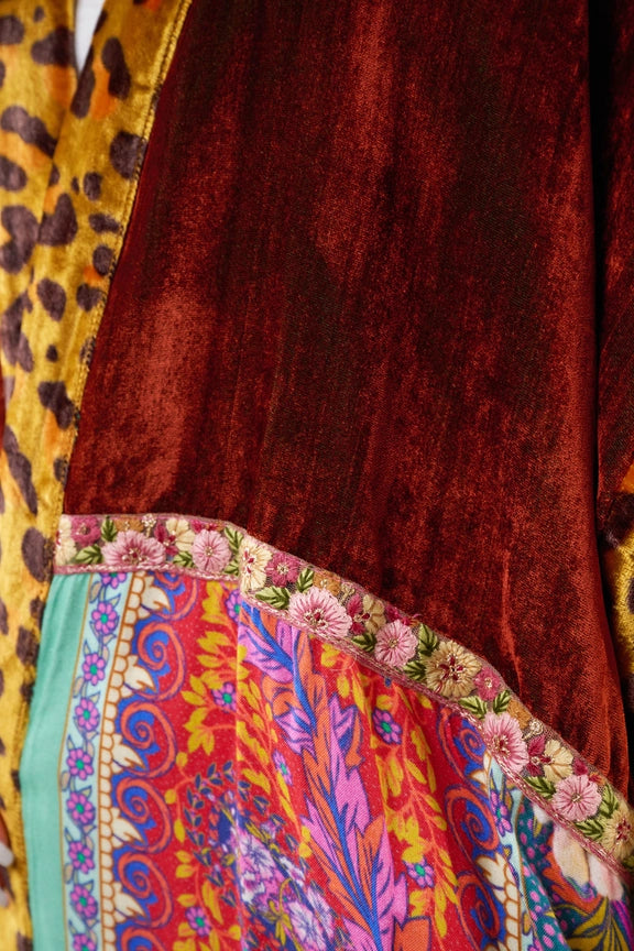 ED2116 The Wild Romance Kimono