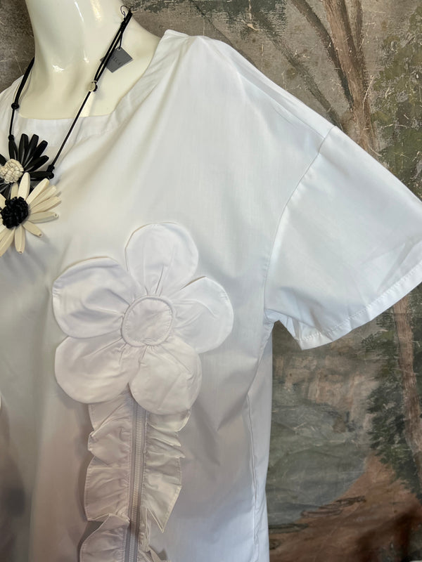 90915 Floral Applica Tunic W/Slits-White