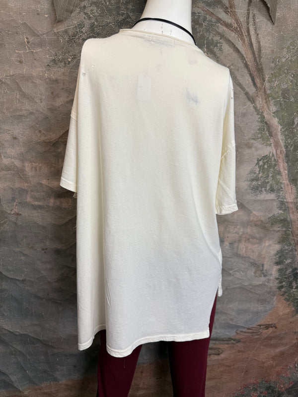 ILL19226 Tee with Patch