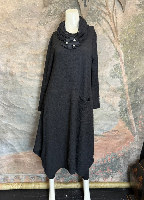 D535 Waffle Knit Cowlneck Dress