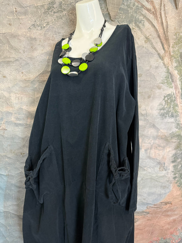 92003 Corduroy Pocket Dress-Black