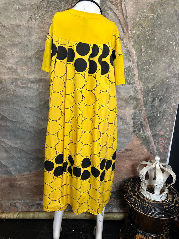 0662 VC Polka Dot Dress-Black/Yellow