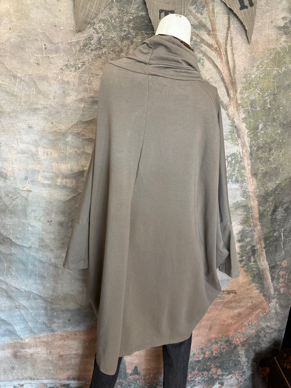 4129 Cowlneck Big Top-Taupe