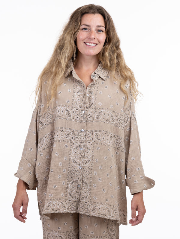 5691 Bandana Boyfriend Shirt