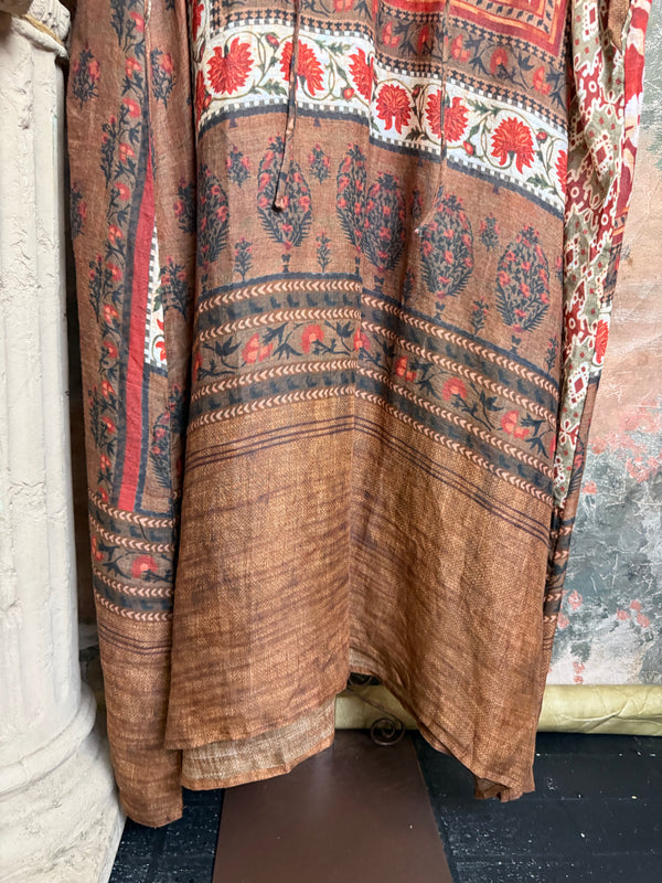 DYM287 Bohemian floral block print poet maxi dress in rust red and brown with chain necklace accent - 4