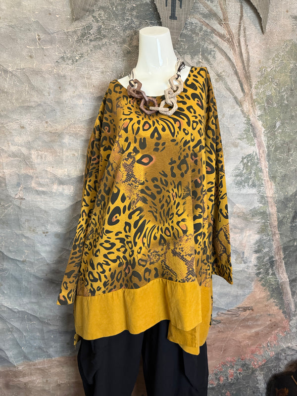 91919 Leopard Print Pullover-Mustard
