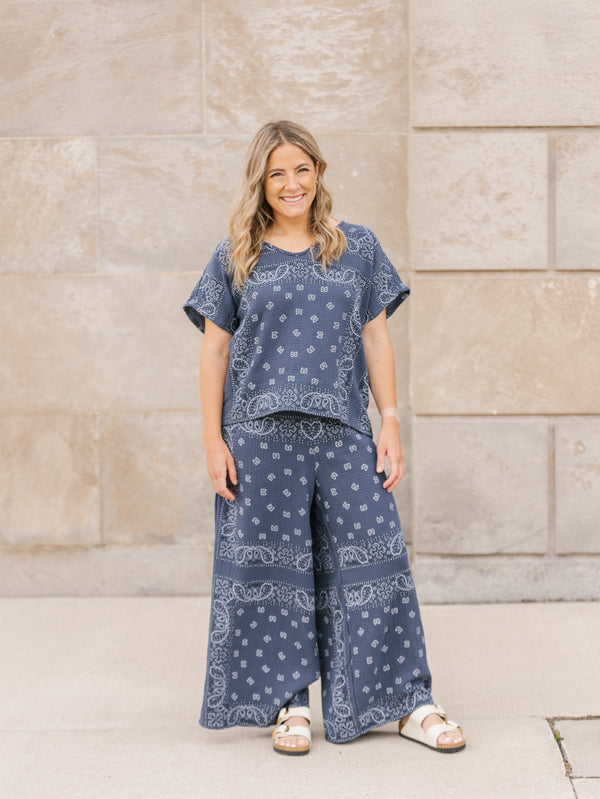 5791 Bandana Crop Pant-Navy