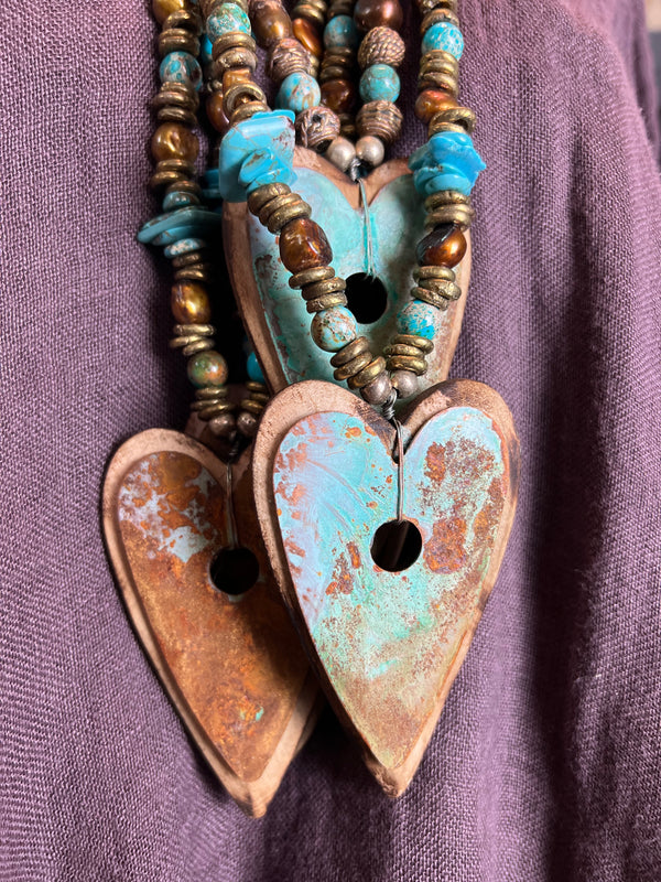 000A Chic Wooden Heart Necklace