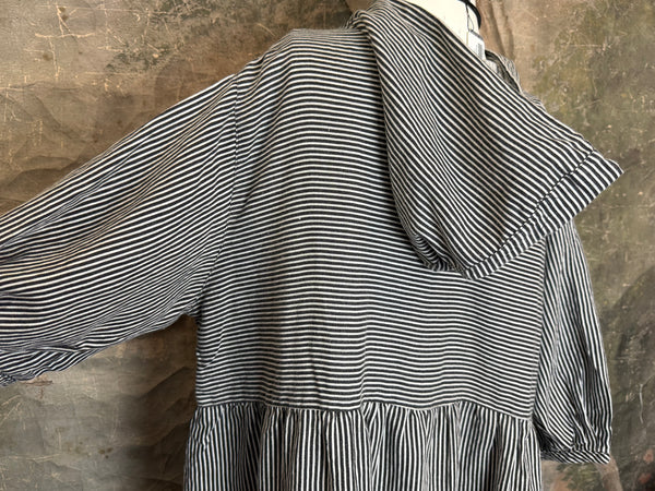 5569 Judy Hoodie Short Dress-Black/White