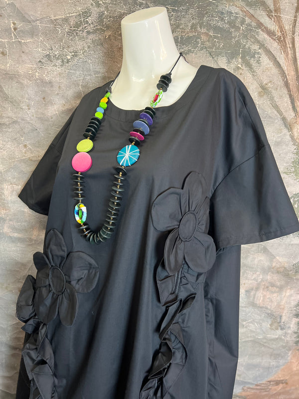 90915 Floral Applica Tunic W/Slits-Black