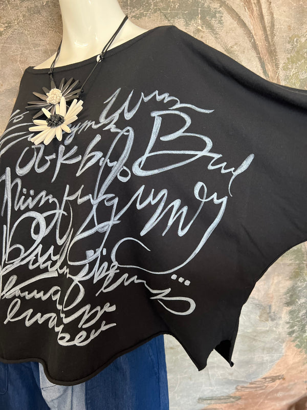 TEE007S2 Luna Tee W/Graphic