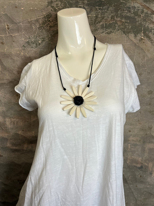 3161 V-Neck Raw Edge Tee-White