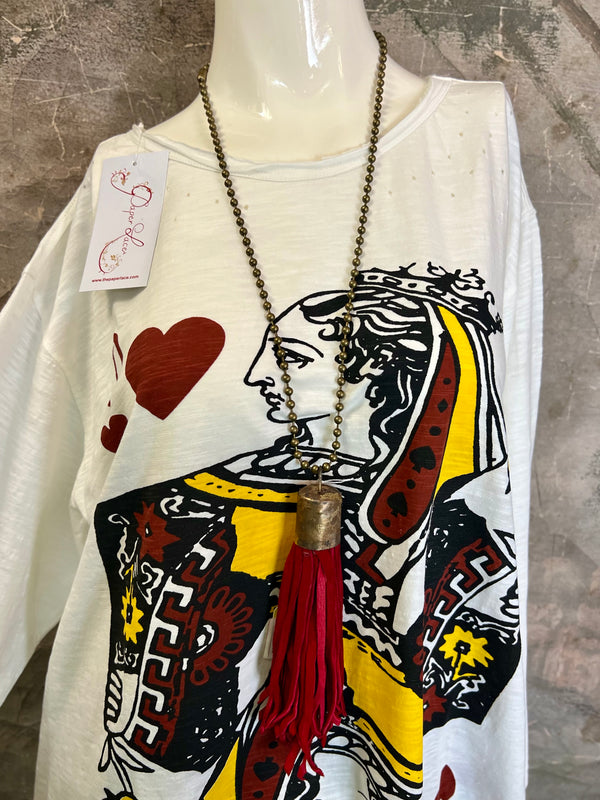 PL-305 The Queen of Hearts Tee