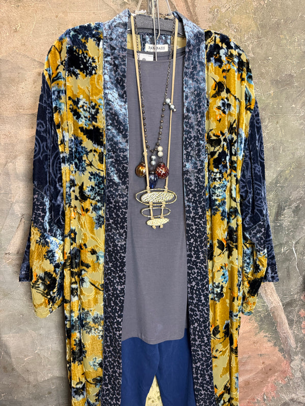 3582 Velvet Burnout Kimono