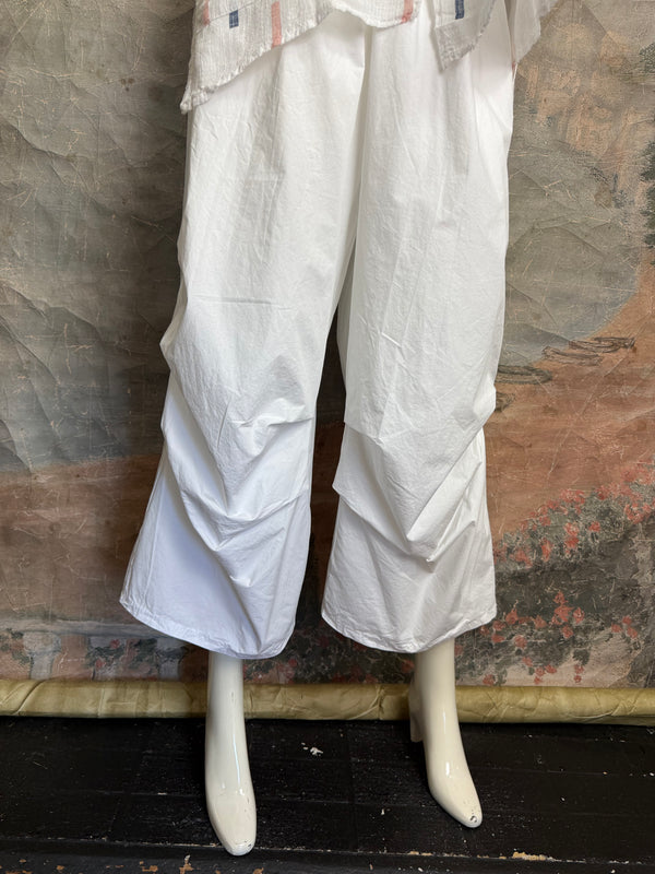92120-62 Pleated Gaucho Pant-Kiwi