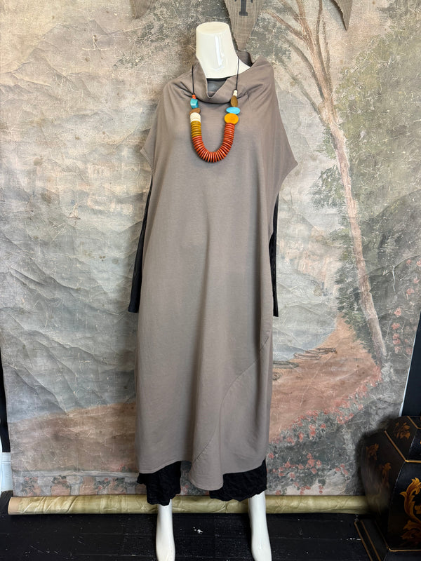 92009 Cocoon Sweatshirt Dress-Mocha